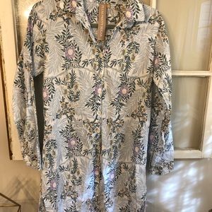 Plum Pretty Sugar Anthropologie button shirt/tunic